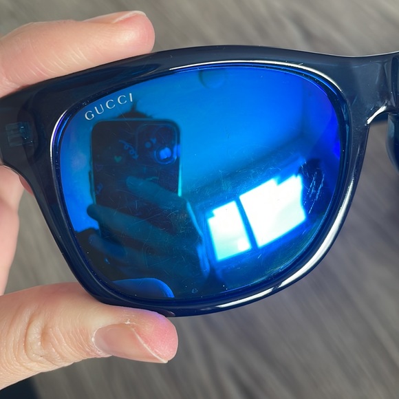 Gucci Sunglasses - Picture 6 of 15